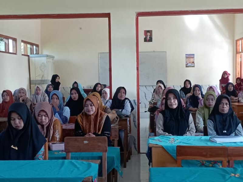 PEMBAGIAN RAPORT KELAS 1-6